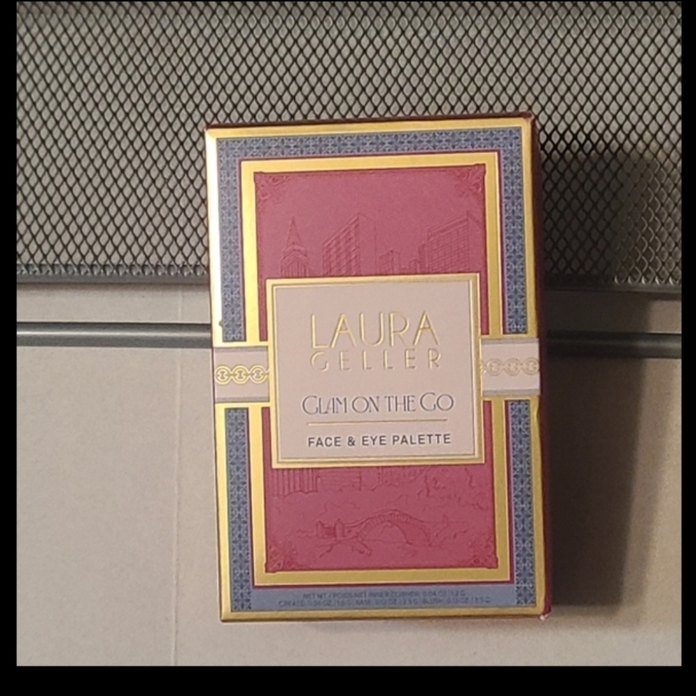 Laura Geller Glam On The Go Face & Eye Palette/Blush/Neutral Shade 3 Palatte NIB